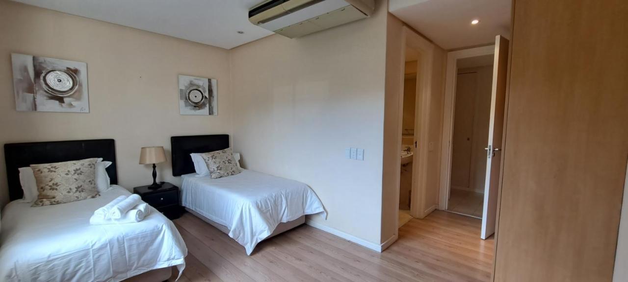 V&A Waterfront Marina Family Apartment 201 Altmore 케이프타운 외부 사진