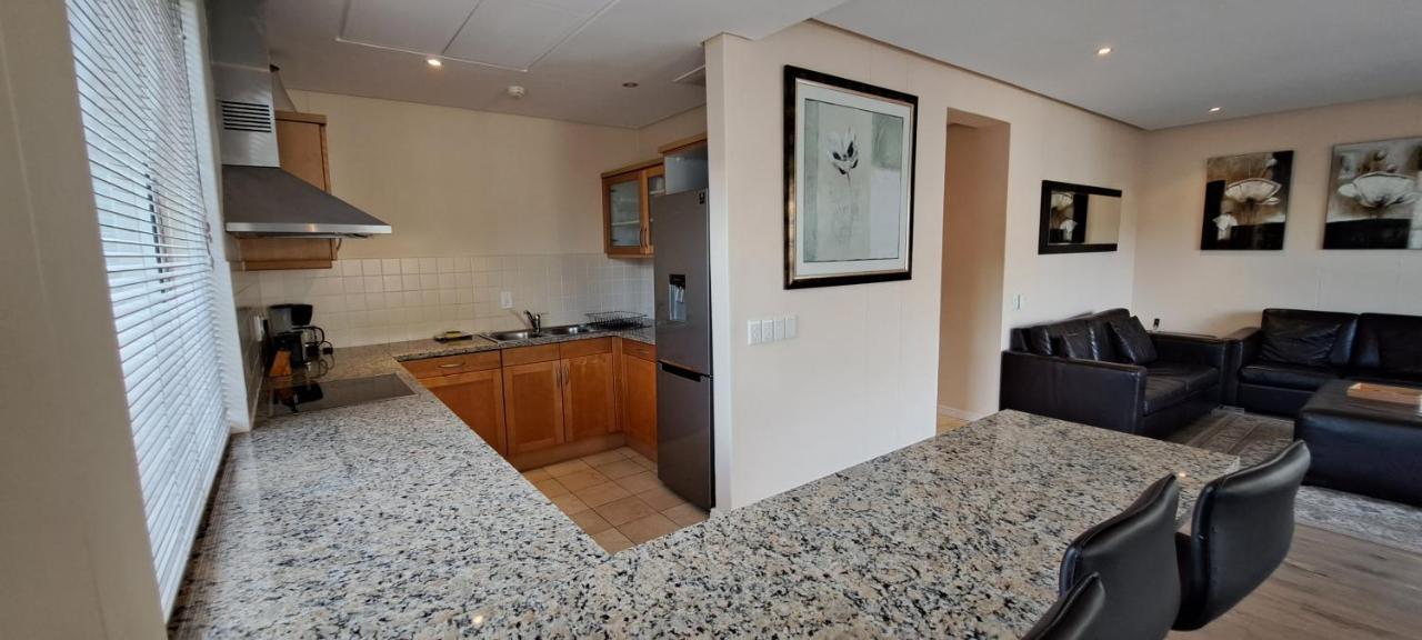 V&A Waterfront Marina Family Apartment 201 Altmore 케이프타운 외부 사진
